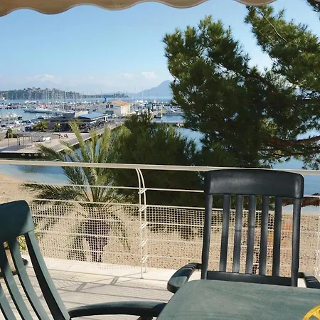 Stunning In With Wifi Apartment
